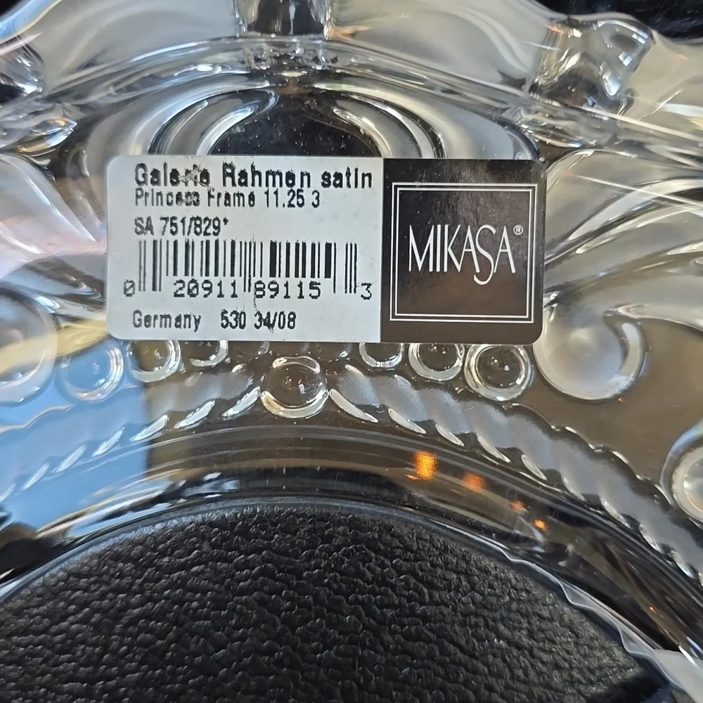 Glass Picture Frame - Picture 4 of 4